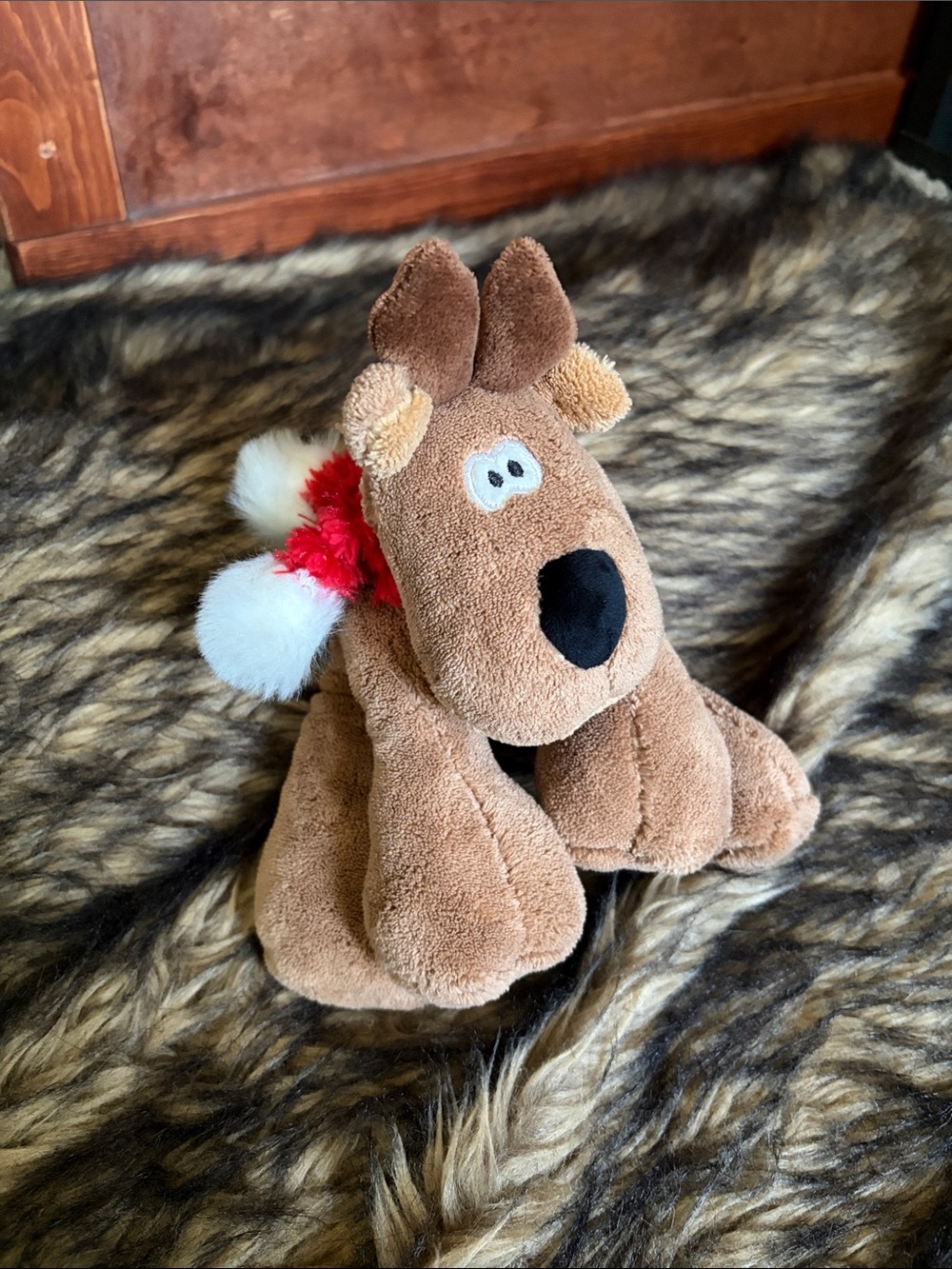 Hallmark Rodney The Reindeer Plush Red Scarf stuffed animal 7”